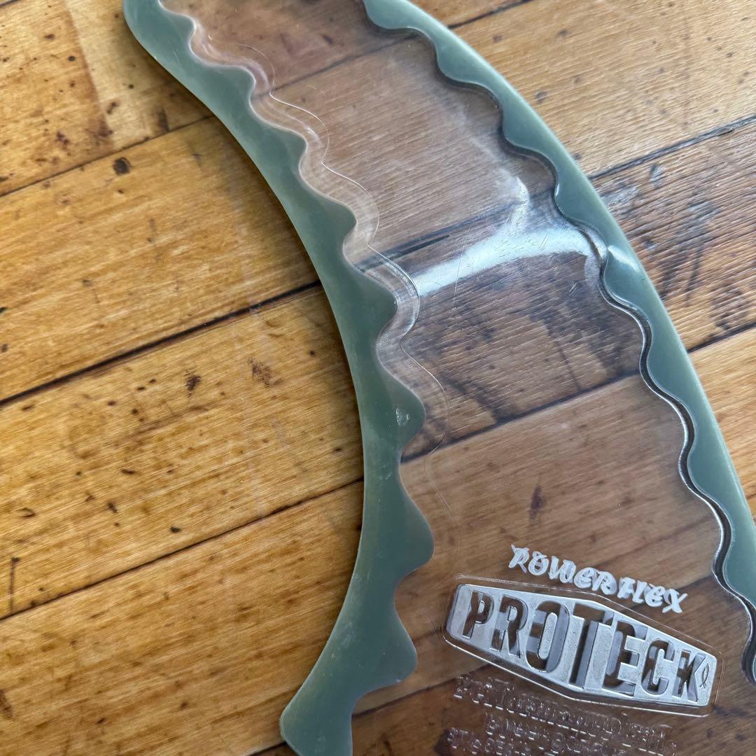 PRO TECK POWERFLEX サーフボードフィン　9インチ