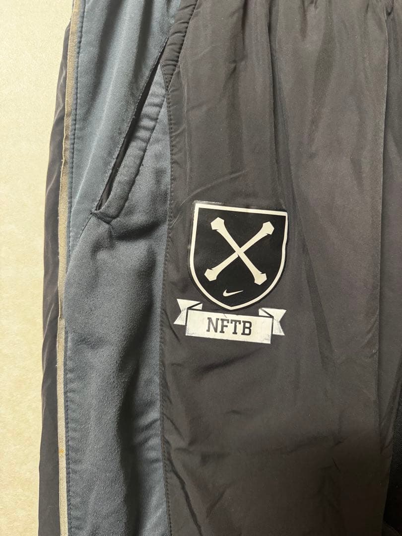 NIKEナイキNFTB 上下セットアップ　ピステ裏地起毛 ジャージ 希少M