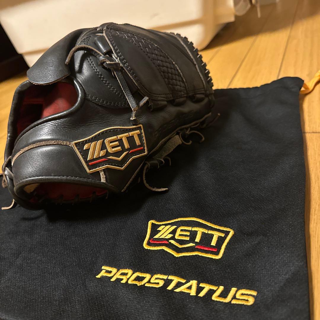 ZETT 硬式グローブ 右投げ用 黒　袋付き