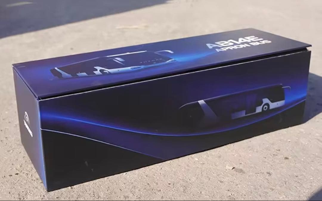 YUTONG バスモデル 1/43 スケールモデル