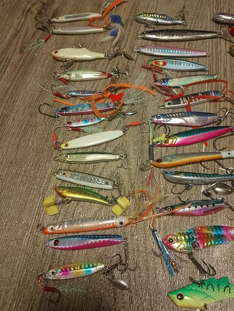 メタルジグ 釣り用ルアーセット ケース付き