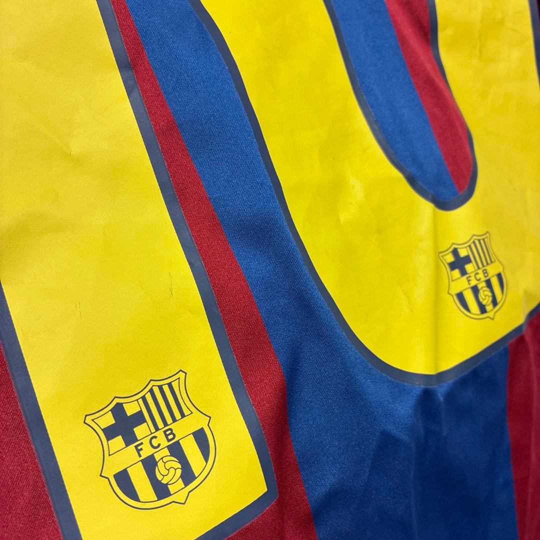 FC バルセロナ　NIKE ロナウジーニョ　M ⭐︎40