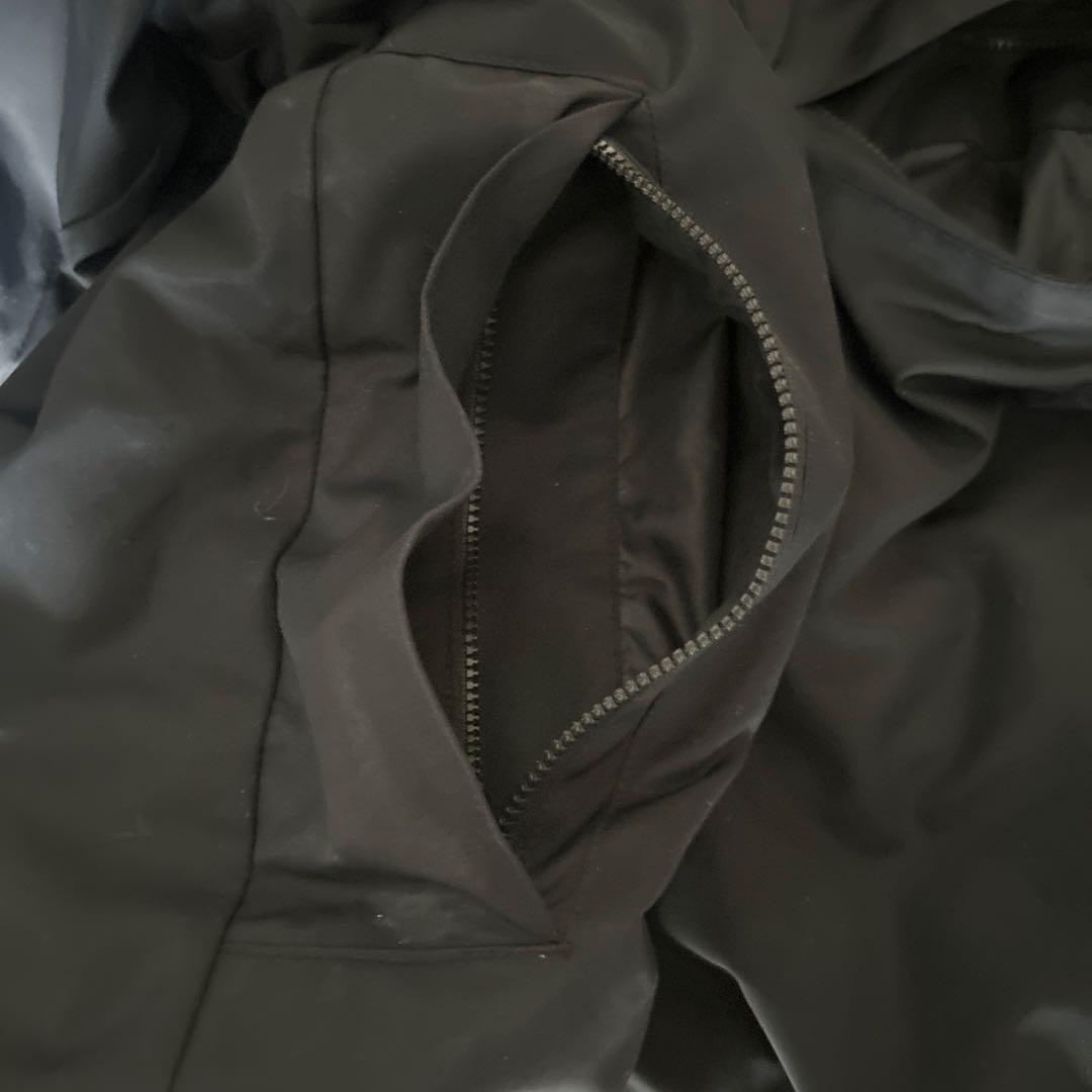 NIKE ブラック フード付き ウィンドブレーカー